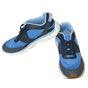 Vionic Seville slip on shoes size 8.5